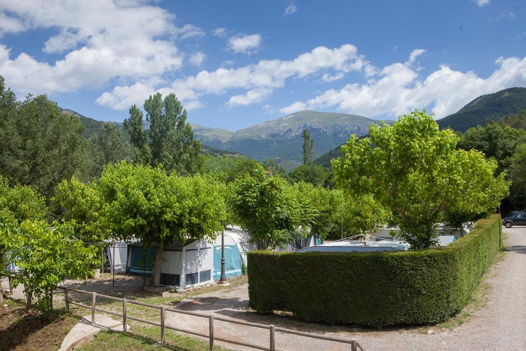 Camping L'Espelt La Pobla de Lillet Exteriér fotografie