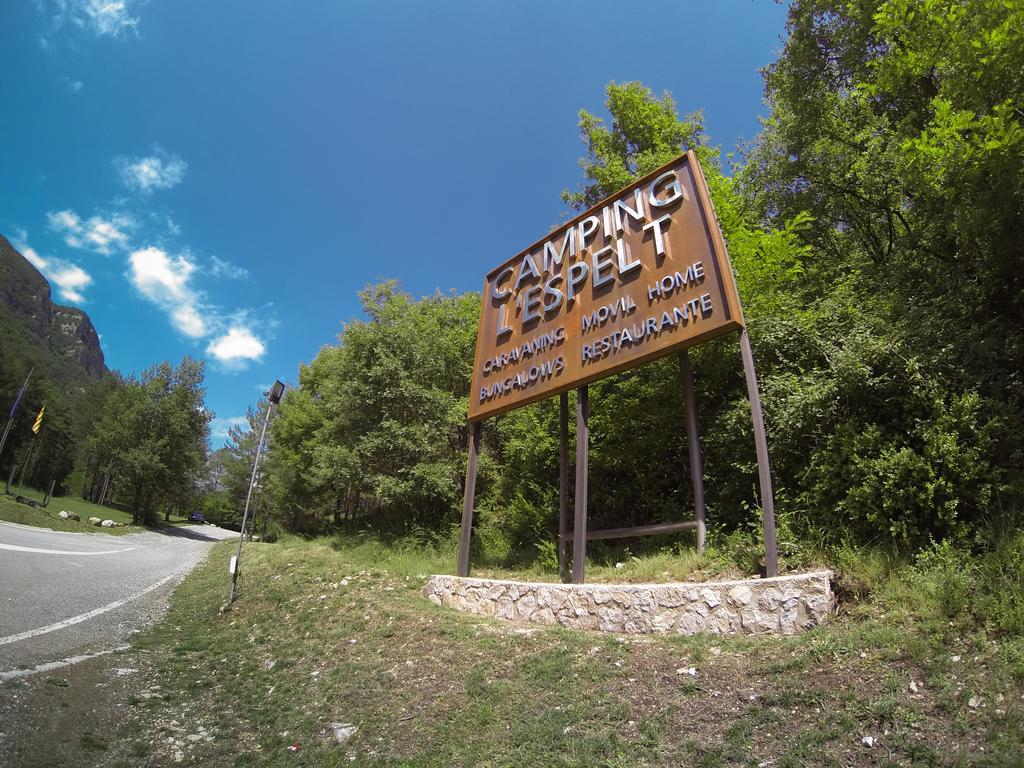 Camping L'Espelt La Pobla de Lillet Exteriér fotografie